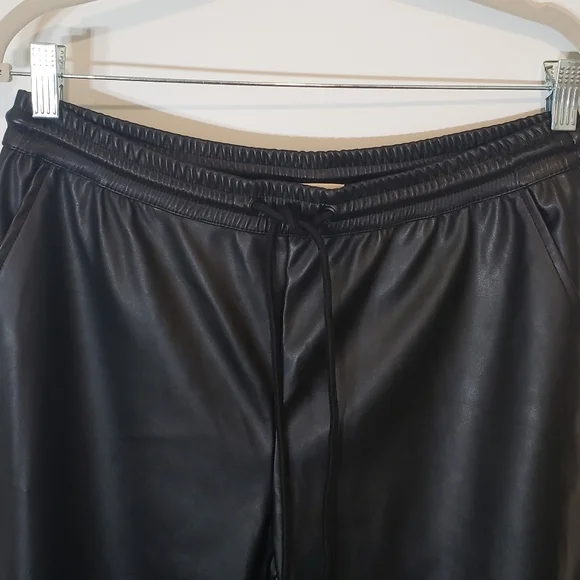 A New Day Vegan Black Leather Joggers Pants Size Medium Stretch Brand New - Picture 7 of 15